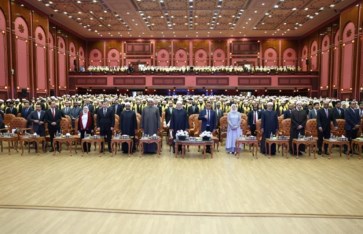 خلال حفل تخريج دفعة الطلاب الوافدين