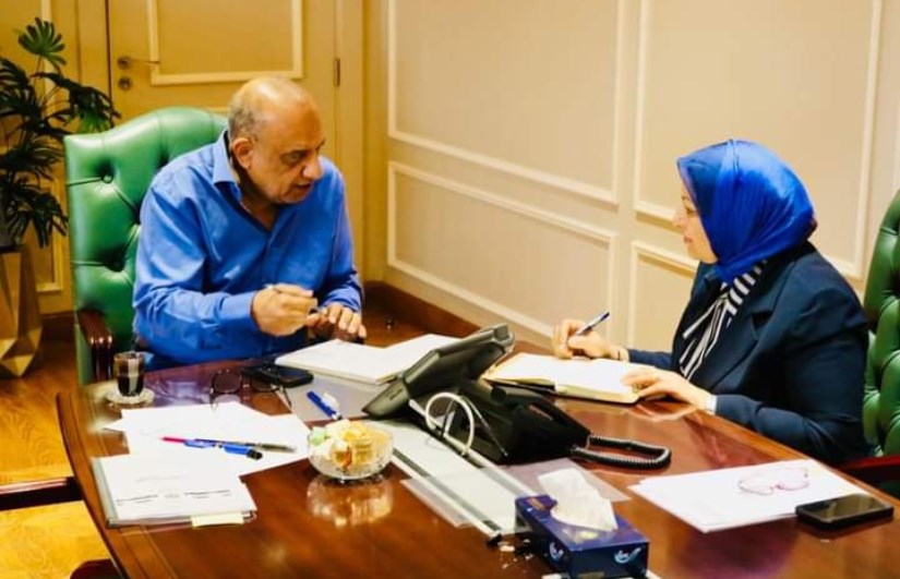 وزير الكهرباء والطاقة المتجددة محمود عصمت وزير الكهرباء والطاقة المتجددة محمود عصمت