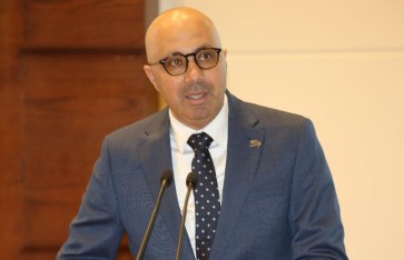 الدكتور أحمد بهي الدين الدكتور أحمد بهي الدين