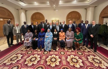 وزير الخارجية يلتقي سفراء أفريقيا المعتمدين لدى اليونسكو وزير الخارجية يلتقي سفراء أفريقيا المعتمدين لدى اليونسكو