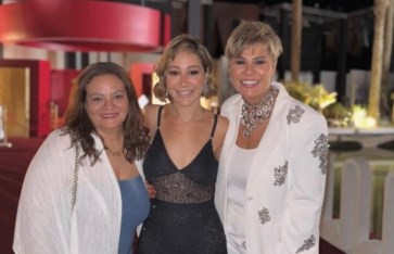 منة شلبي ومفيدة شيحة  منة شلبي ومفيدة شيحة