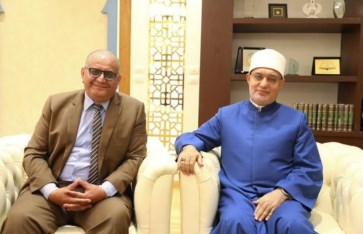 خلال اللقاء خلال اللقاء