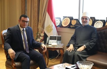 وزير الاسكان ومفتي الجمهورية وزير الاسكان ومفتي الجمهورية