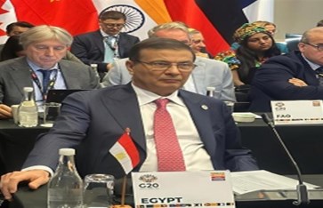 علاء فاروق وزير الزراعة علاء فاروق وزير الزراعة