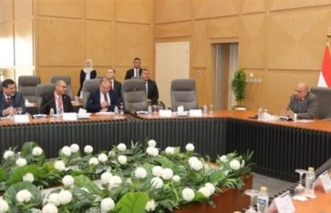 الدكتور محمود عصمت وزير الكهرباء والطاقة المتجددة الدكتور محمود عصمت وزير الكهرباء والطاقة المتجددة