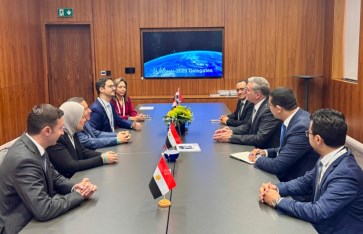 وزير البترول خلال اللقاء وزير البترول خلال اللقاء