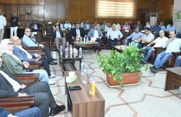 اجتماع وزير الإسكان مع رؤساء المدن الجديدة اجتماع وزير الإسكان مع رؤساء المدن الجديدة