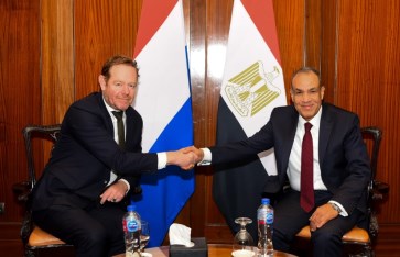 لقاء وزير الخارجية مع نظيره الهولندى لقاء وزير الخارجية مع نظيره الهولندى