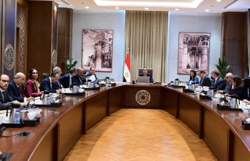 اجتماع بحث موقف تنفيذ مشروعات الطاقة المتجددة اجتماع بحث موقف تنفيذ مشروعات الطاقة المتجددة