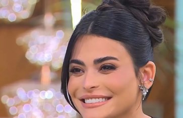 الفنانة أسماء جلال  الفنانة أسماء جلال