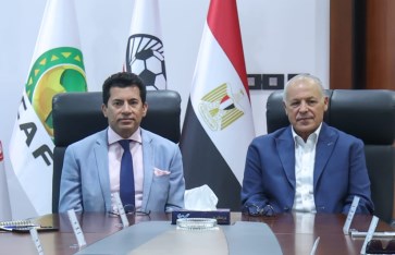 وزير الشباب والرياضة  وزير الشباب والرياضة
