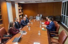 اجتماع وزير الاستثمار مع قيادات شركة بوينغ