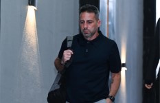 يانيك فيريرا  يانيك فيريرا