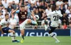 مباراة توتنهام وأستون فيلا