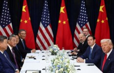 الرئيس ترامب  الرئيس ترامب