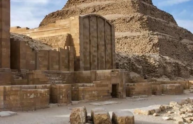 منطقة سقارة الأثرية بالجيزة منطقة سقارة الأثرية بالجيزة