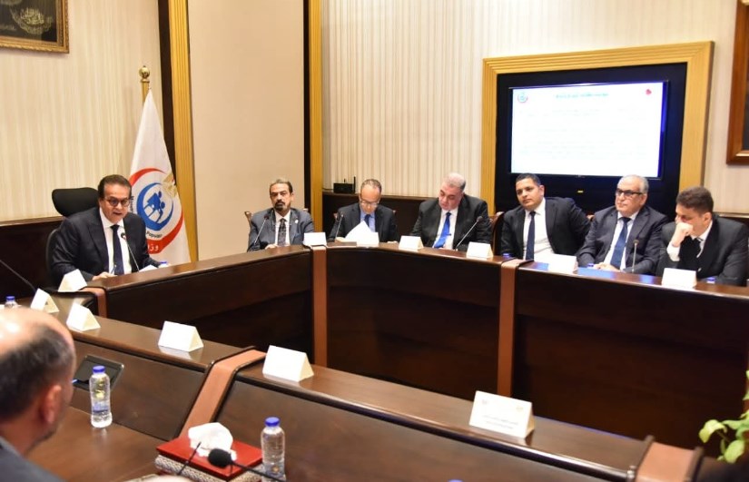 وزير الصحة يترأس اجتماع مجلس مراقبة عمليات الدم وزير الصحة يترأس اجتماع مجلس مراقبة عمليات الدم
