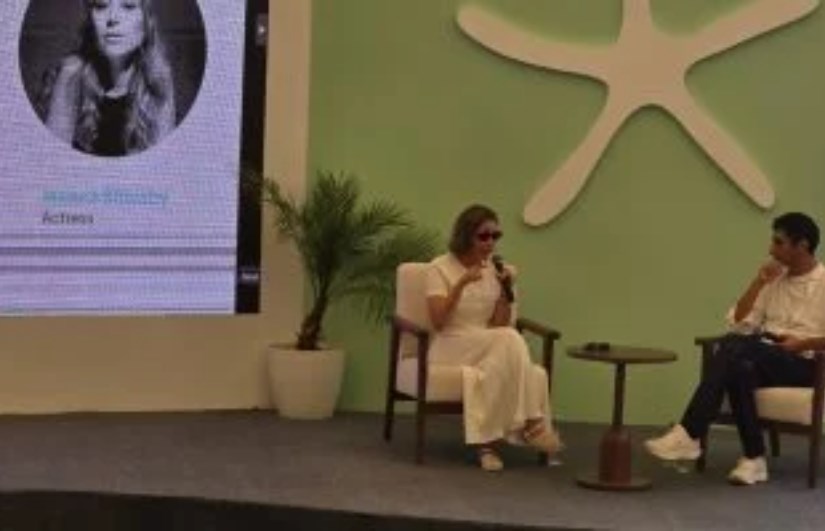 ندوة منة شلبي ندوة منة شلبي