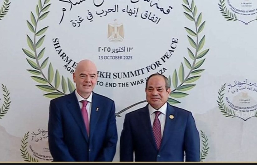 الرئيس السيسي مع رئيس فيفا الرئيس السيسي مع رئيس فيفا