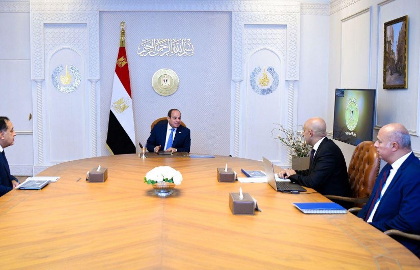 اجتماع الرئيس السيسى مع رئيس الوزراء ووزير التعليم اجتماع الرئيس السيسى مع رئيس الوزراء ووزير التعليم