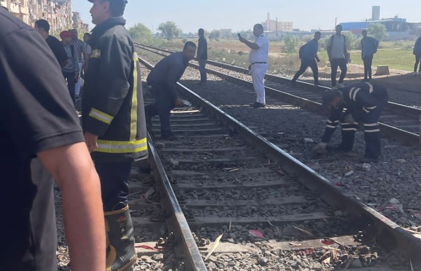 سقوط سيارة من أعلي كوبري بالبحيرة سقوط سيارة من أعلي كوبري بالبحيرة
