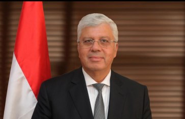 د. أيمن عاشور وزير التعليم العالي والبحث العلمي 