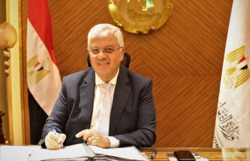 د. أيمن عاشور وزير التعليم العالي والبحث العلمي 