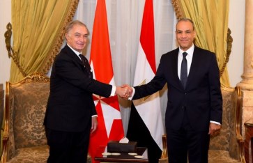 وزير الخارجية مع نظيره في فرسان مالطا