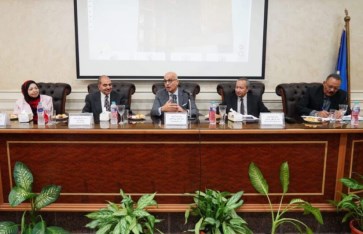 جامعة عين شمس 