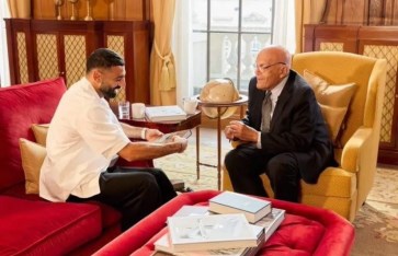 محمد صلاح مع مجدي يعقوب 