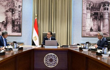 اجتماع رئيس الوزراء مع وزير السياحة