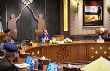  الرئيس يشهد اختبارات كشف الهيئة للطلبة المتقدمين للأكاديمية العسكرية