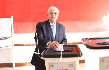 وزير التعليم العالي يدلي بصوته في انتخابات مجلس النواب 2025 