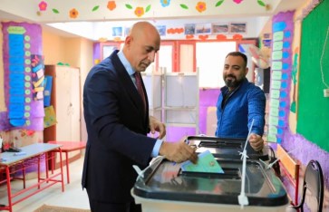 وزير التربية والتعليم يدلي بصوته في انتخابات مجلس النواب 2025 