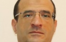 الدكتور ممدوح إسماعيل