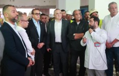 الدكتور خالد عبدالغفار وزير الصحة