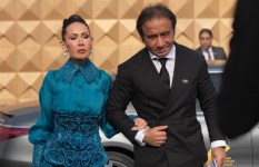 أحمد عز وزوجته