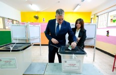 وزير البترول يدلي بصوته في الانتخابات 