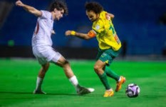 الخلود والخليج 