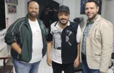 مسلسل السرايا الصفرا