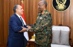  لقاء وزير الخارجية بالبُرهان في بورسودان