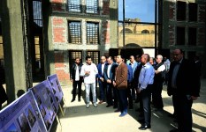 جولة رئيس الوزراء بشارع المعز