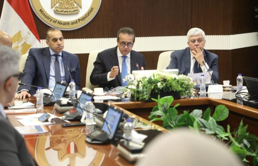 وزير الصحة يترأس اجتماع التنمية البشرية