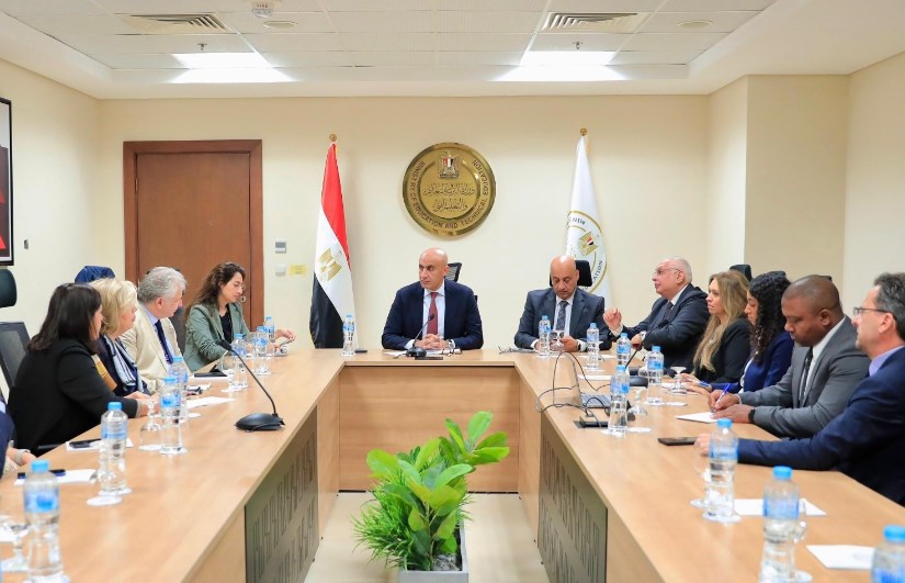 محمد عبداللطيف وزير التربية والتعليم 