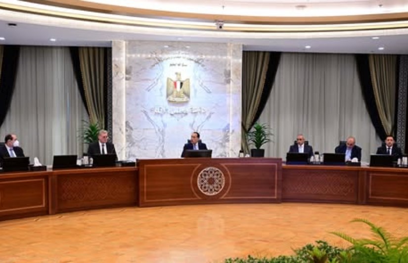 اجتماع رئيس الوزراء لجذب الاستثمارات