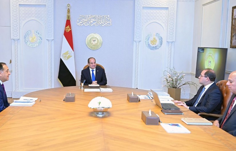 اجتماع رئيس الجمهورية مع رئيس الوزراء ووزير المالية