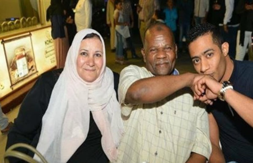 الفنان محمد رمضان ووالده