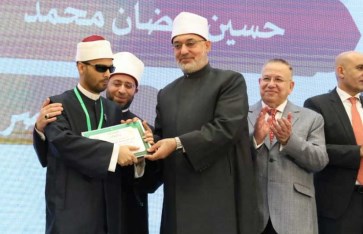 دكتور نظير عياد خلال ختام المسابقة