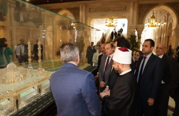 خلال الافتتاح 