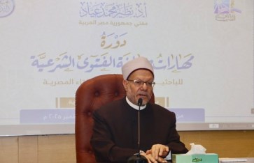 دكتور شوقي علام